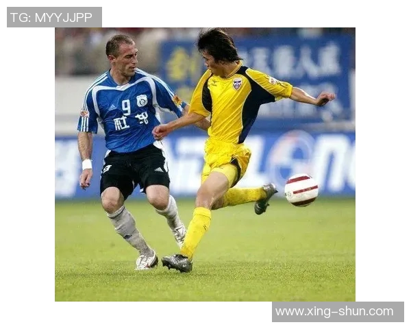 重庆力帆迎战天津亿利期待精彩对决展现足球魅力与激情